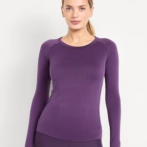 Long sleeve purple activewear top